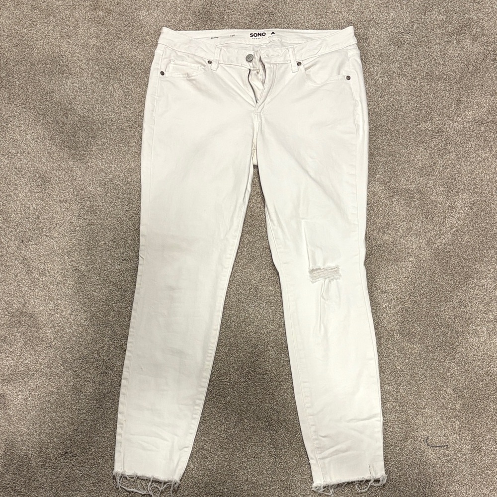 Sonoma Women's White Distressed Jeans